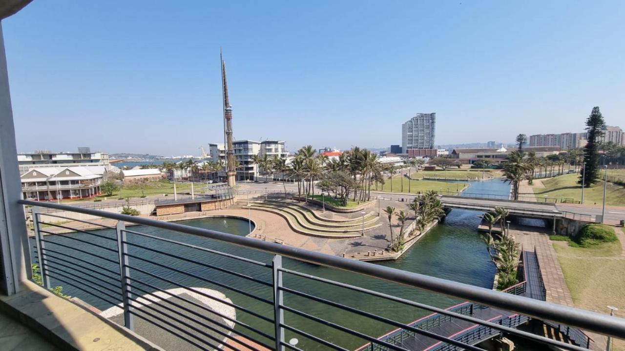 Apartment Front - The Quays 503 - 6 Sleeper Across The Beachfront Durban